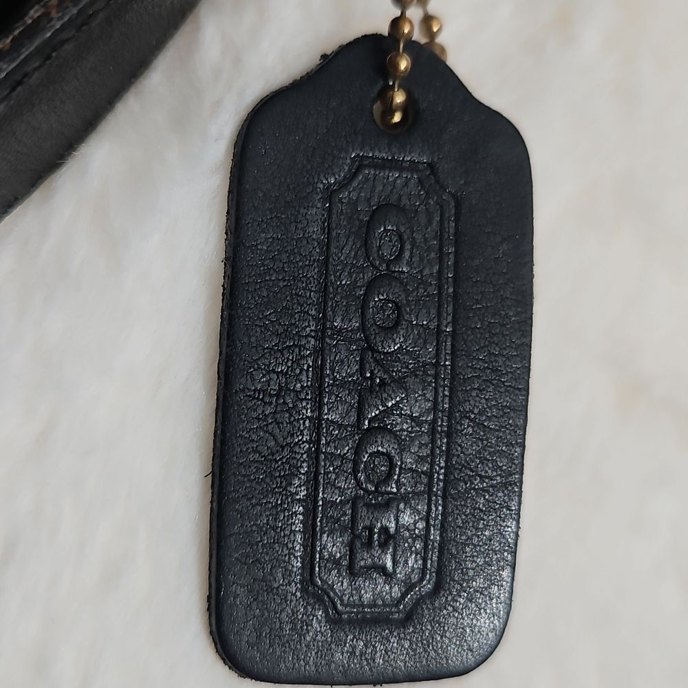 Coach Chelsea Zip Top Shoulder Bag Black Glove Tanned Leather 6000 USA - Picture 3 of 15